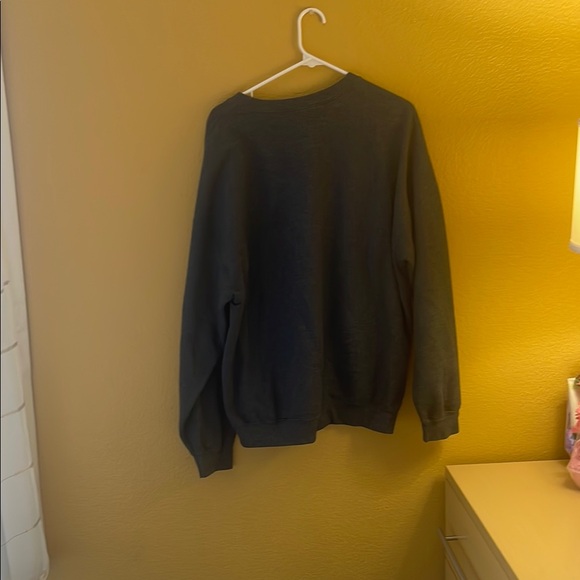 Gildan Gray Crew Neck Sweater with Iowa Print - Picture 5 of 5